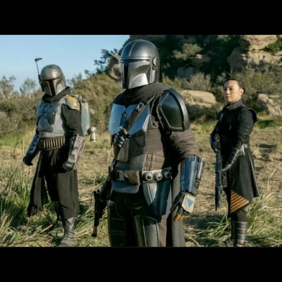 Hallmark Star Wars: The Book of Boba Fett Christmas Tree Ornament - Picture 7 of 16